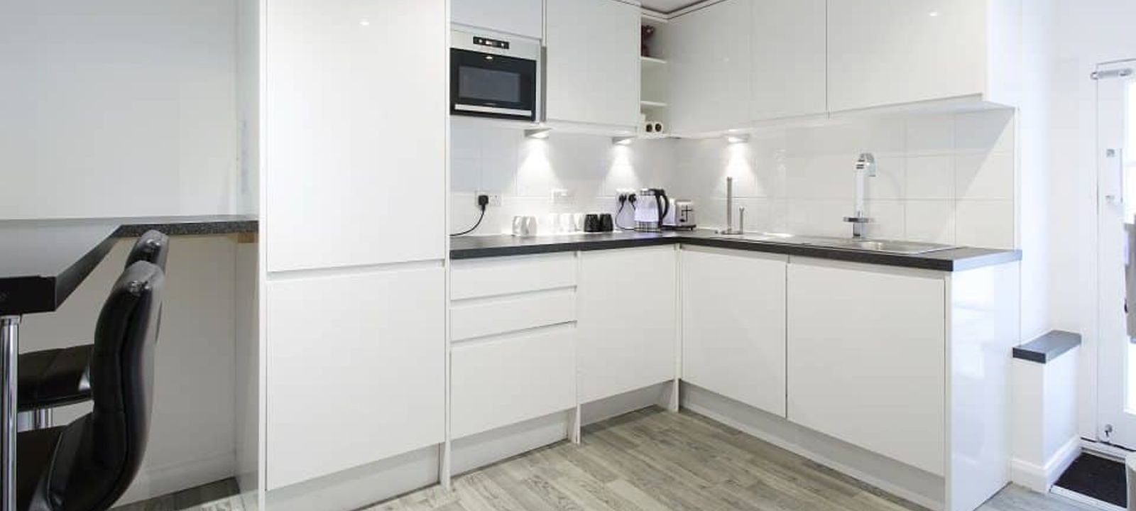 6 Dorset Street, Greater London - Image 1