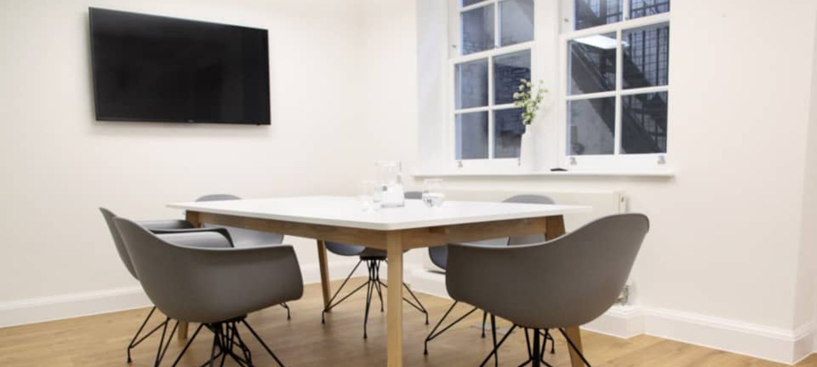 5 Margaret Street, Greater London - Image 1