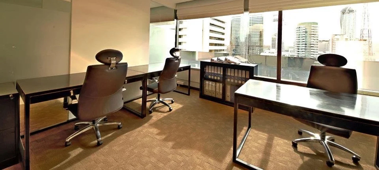 25 Chit Lom Road Lumphini Pathum Wan, Bangkok - Image 1