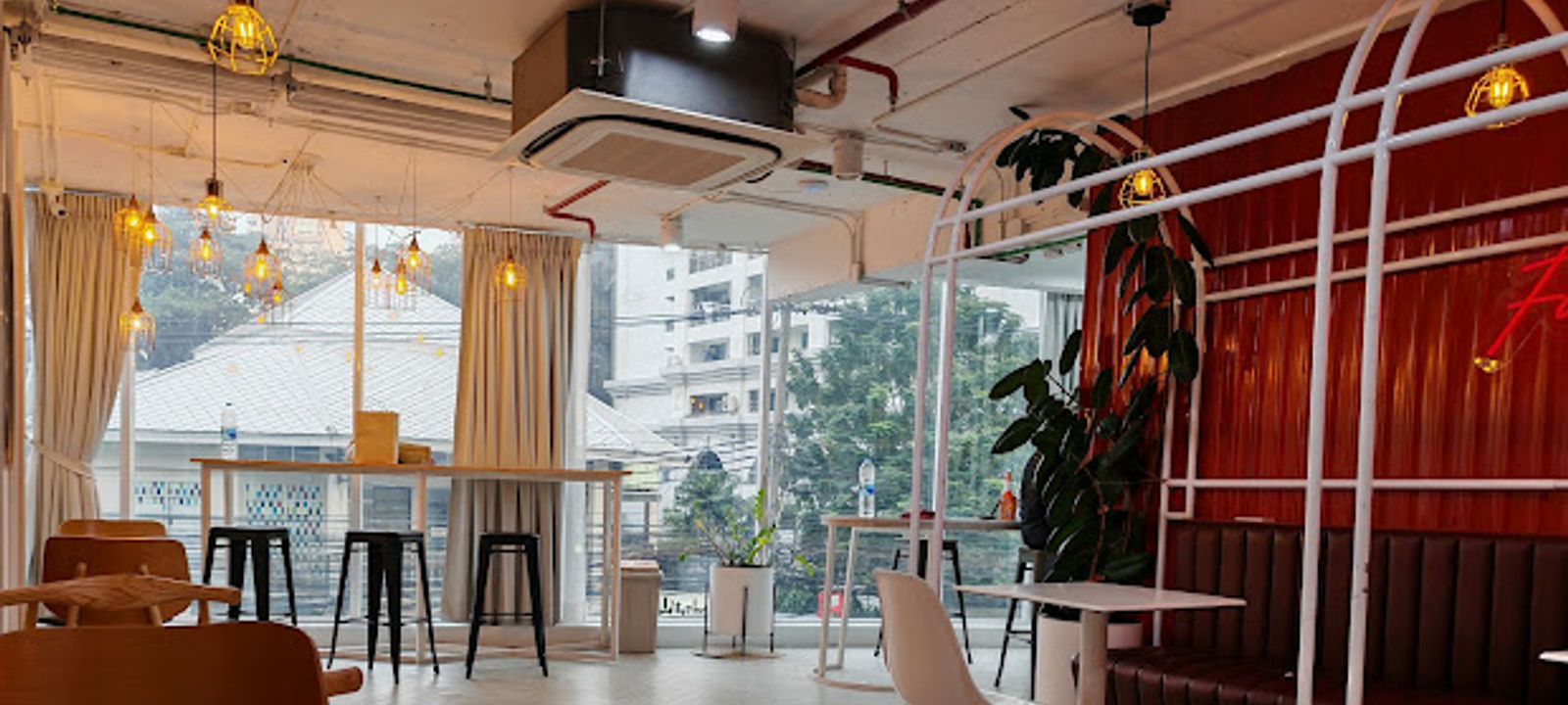 29 Sukhumvit 39 Khlong Tan Nuea Watthana, Bangkok - Image 1