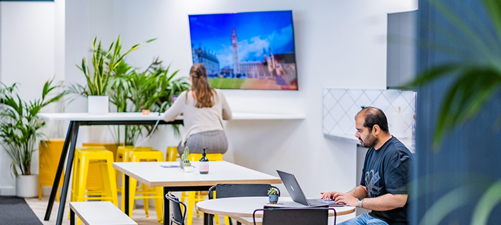 1 Ariel Way, London - Image 1