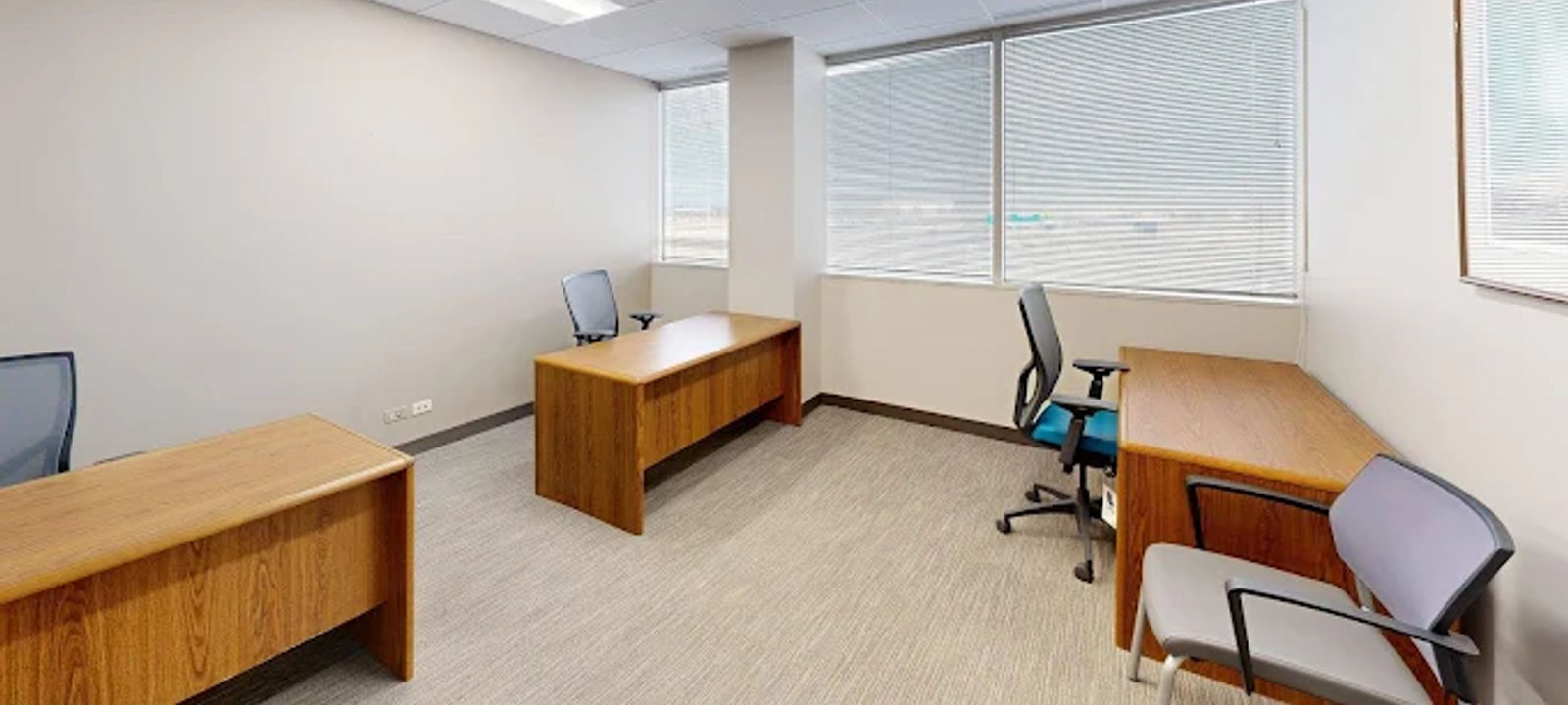 2300 Barrington Rd, Hoffman Estates - Image 1
