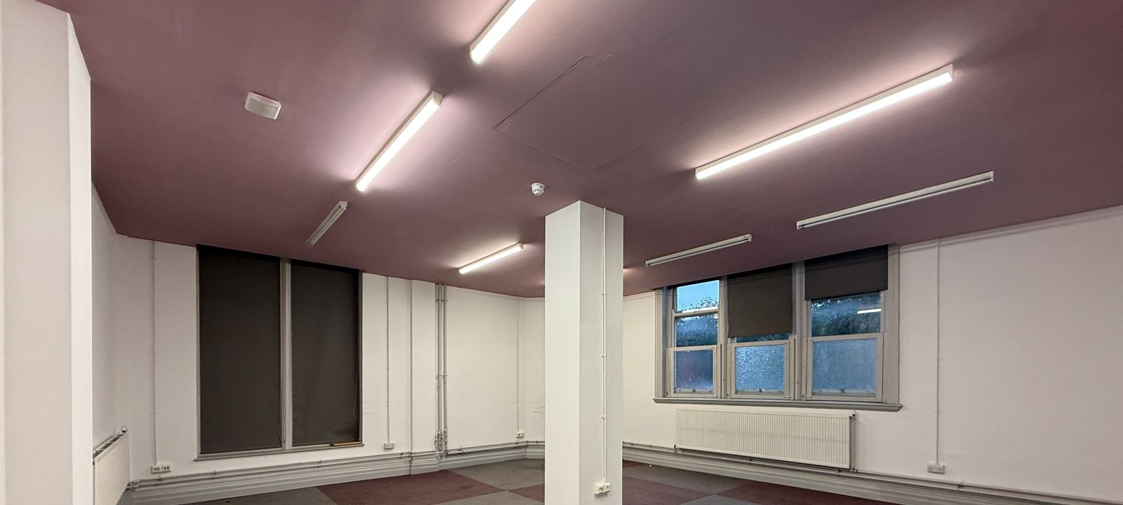 639 High Road, London - Image 1