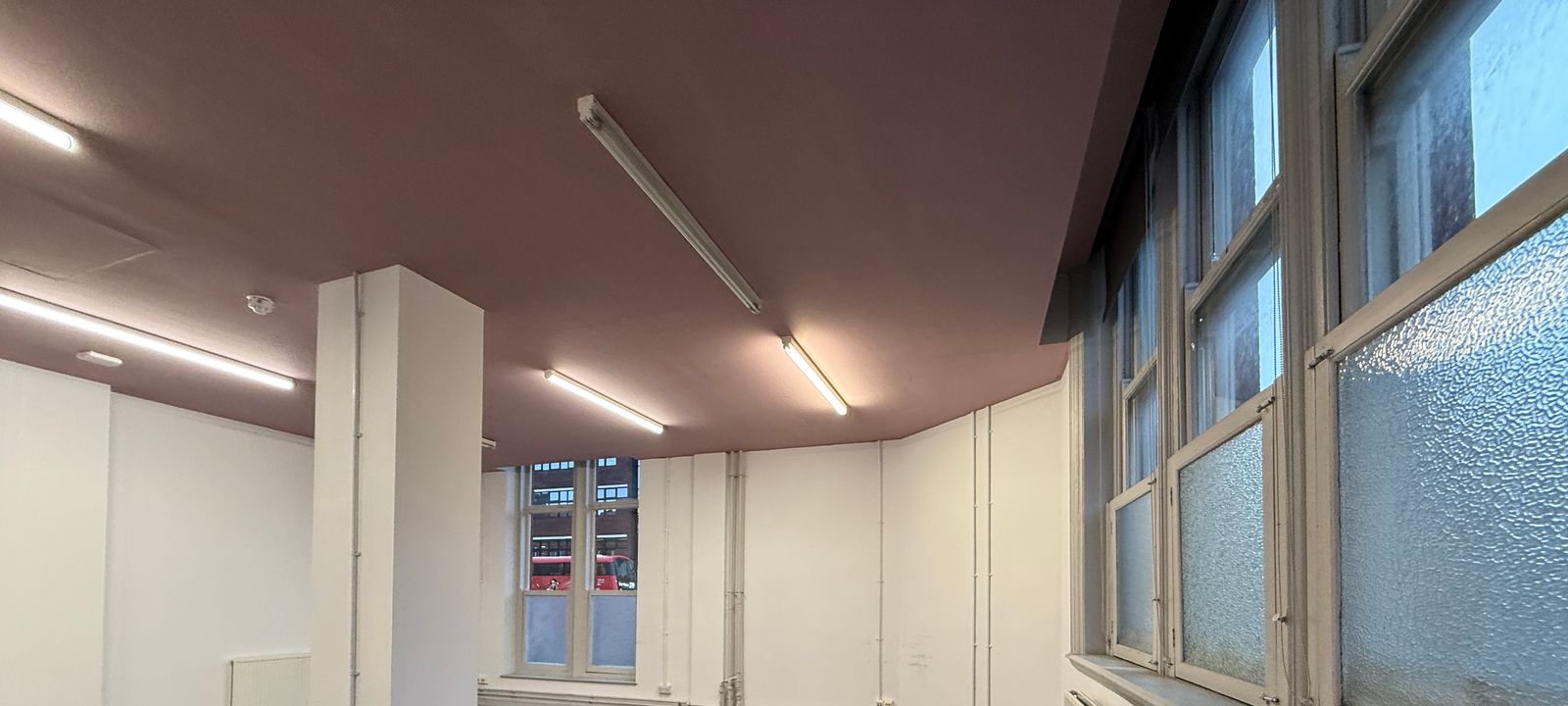 639 High Road, London - Image 1