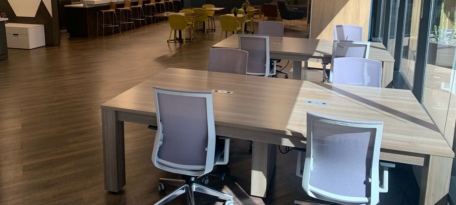 2390 E Camelback Rd, Phoenix - Image 1