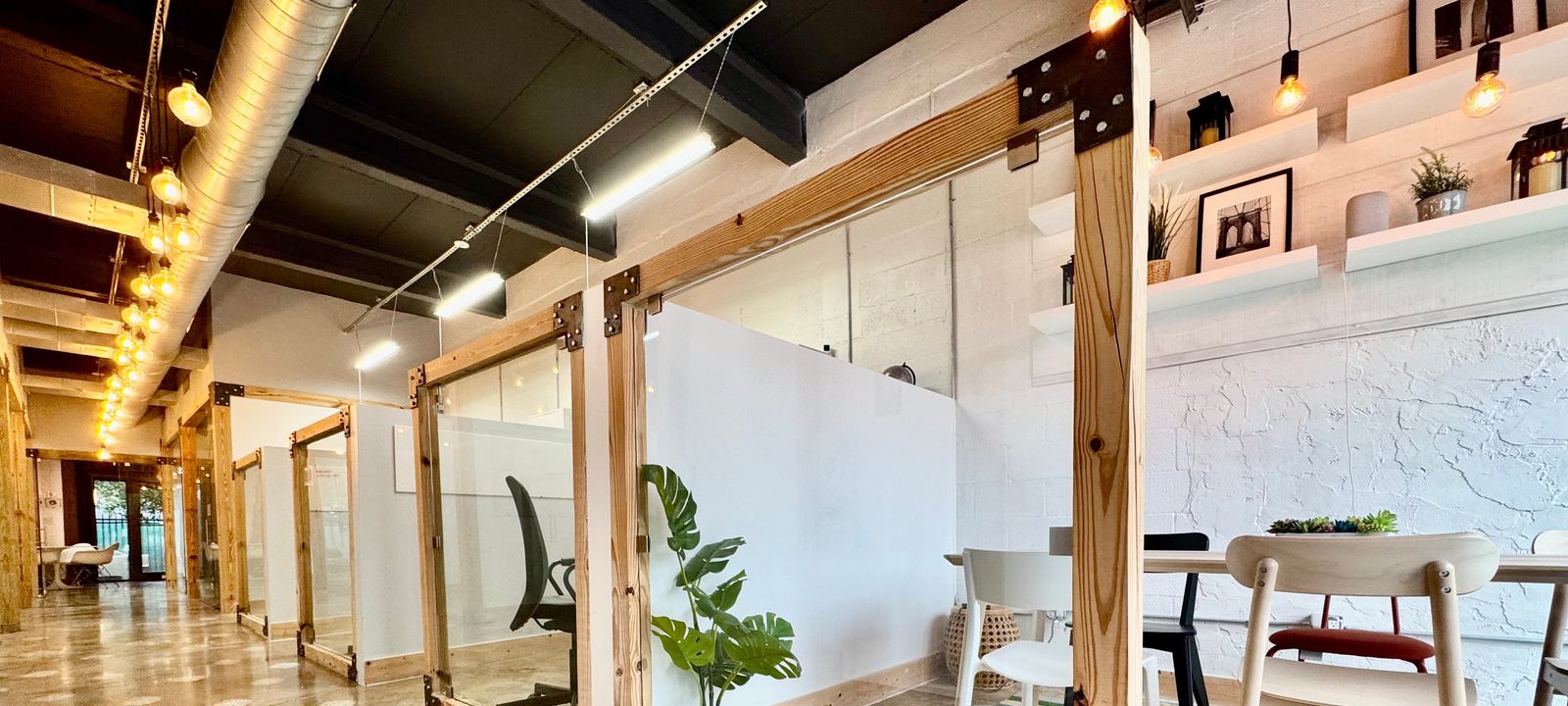 142 Nw 37th St, Miami - Image 1