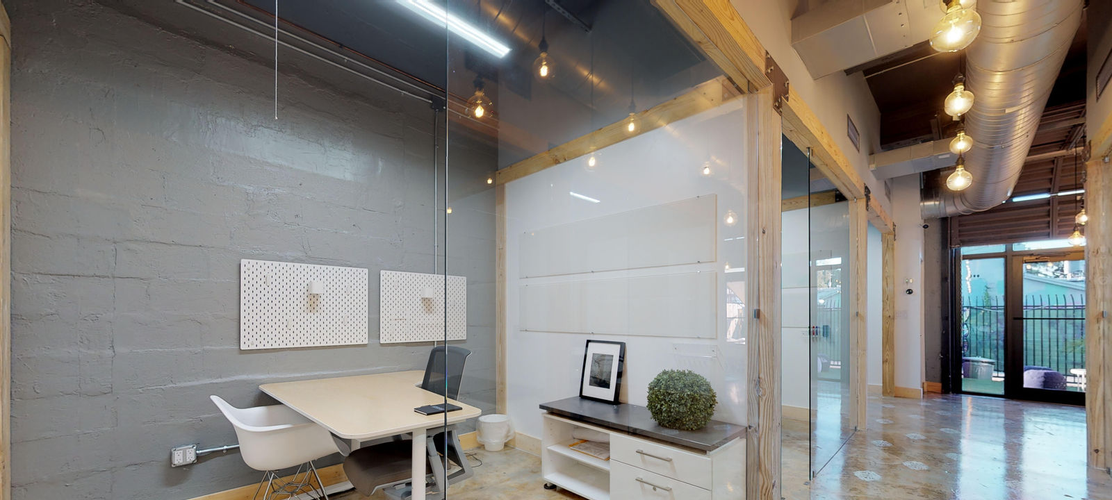 142 Nw 37th St, Miami - Image 1