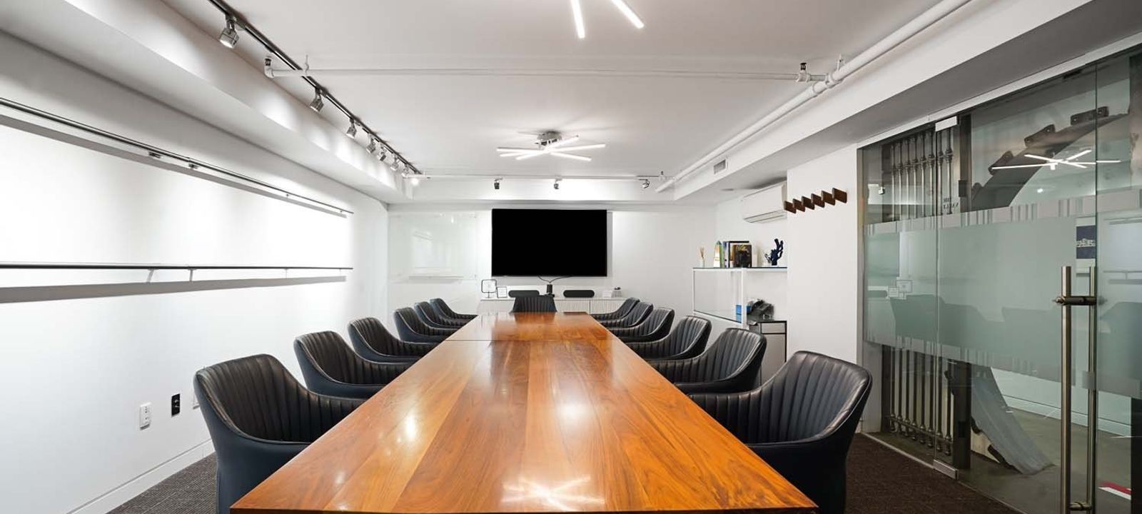 530 Seventh Avenue, New York - Image 1