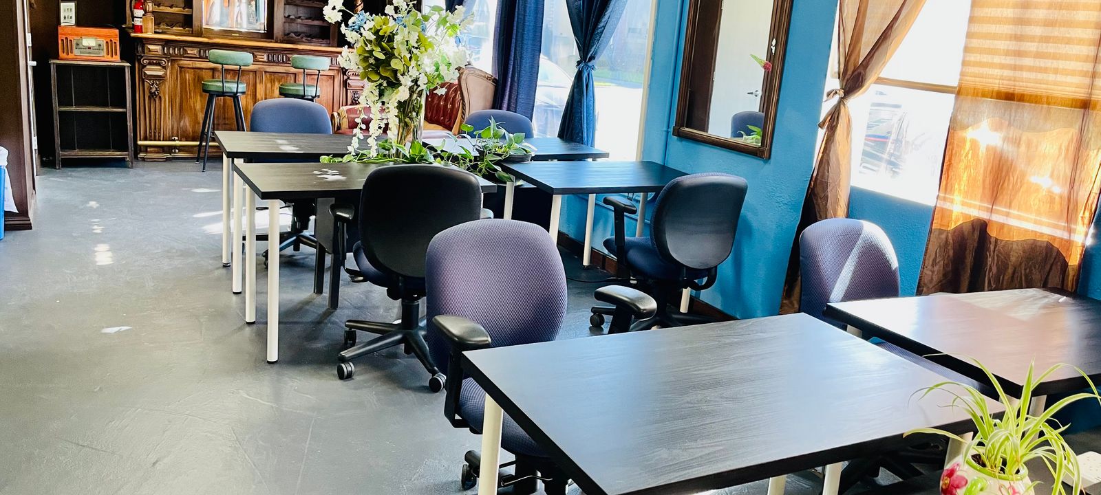 826 South Victory Blvd 826 South Victory Blvd, Burbank - Image 1