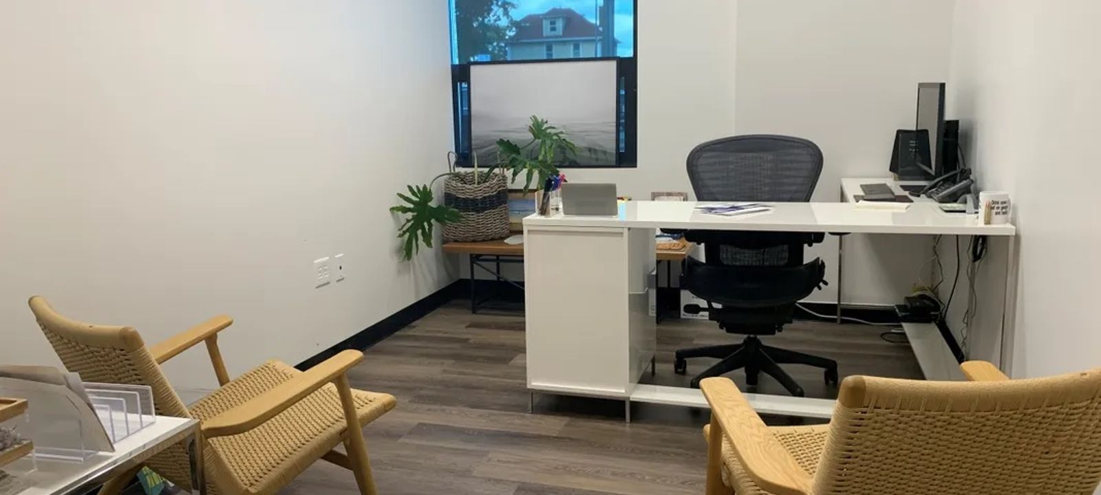 34 Willis Avenue, Mineola - Image 1