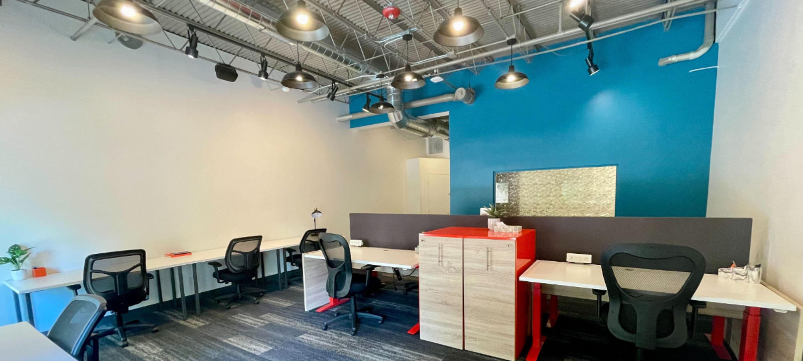 25 N River Ln, Geneva - Image 1