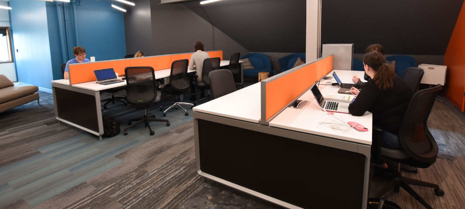 25 N River Ln, Geneva - Image 1