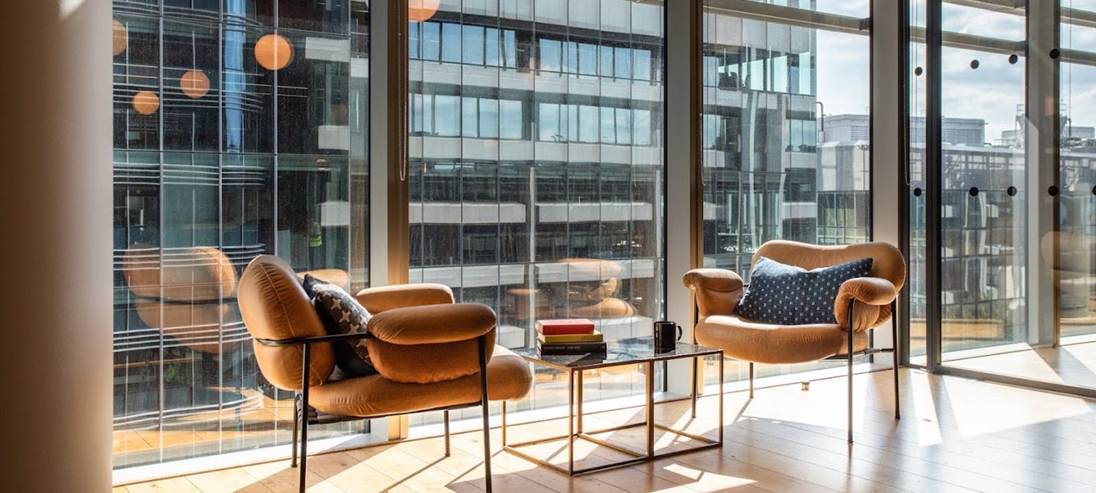 2 Leman Street, Greater London - Image 1