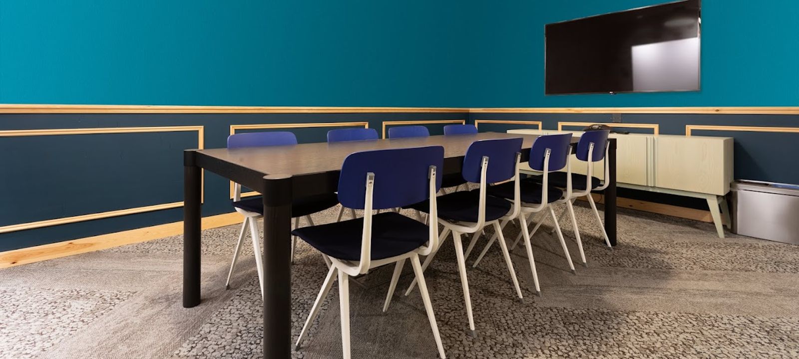 2 Leman Street, Greater London - Image 1