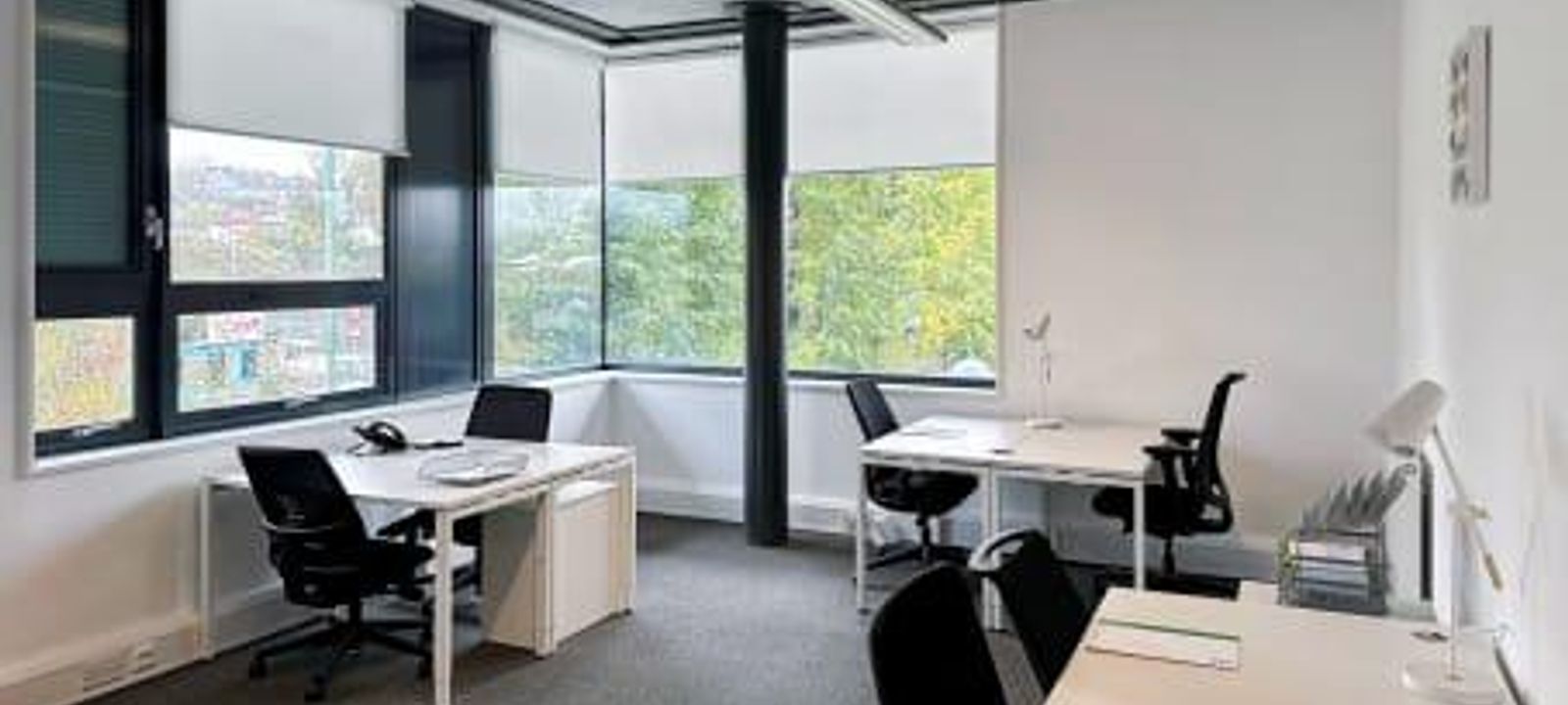 110 Butterfield, Great Marlings - Image 1