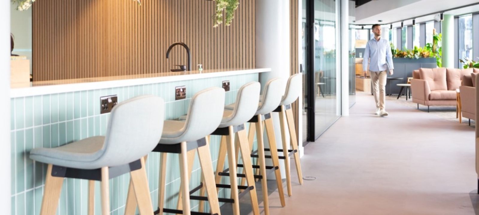 1 Kings Cross Bridge, London - Image 1