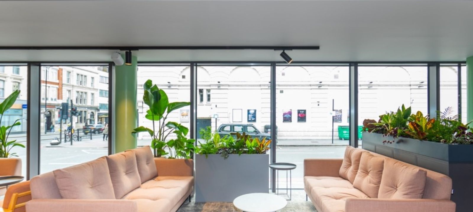 1 Kings Cross Bridge, London - Image 1