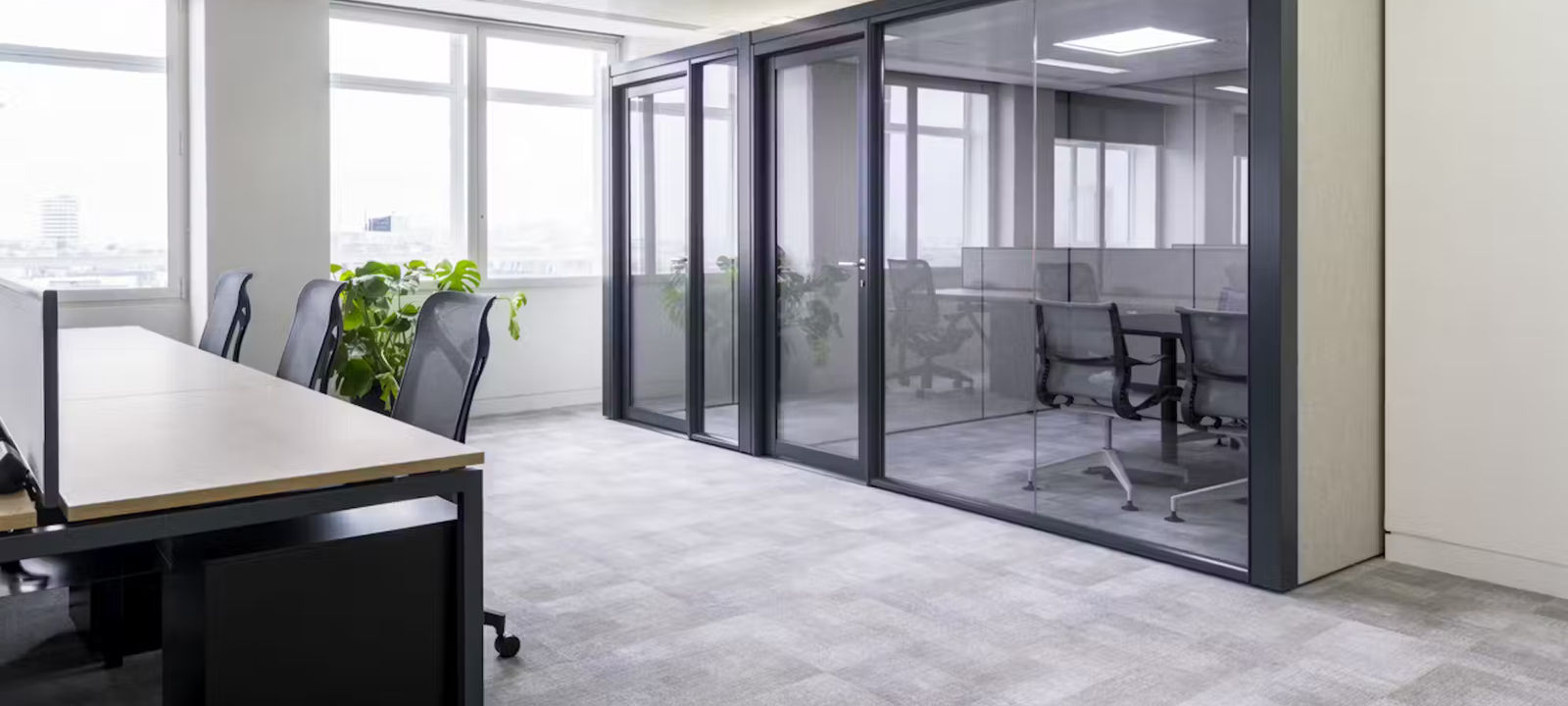 33 Cavendish Square, Marleybone - Image 1