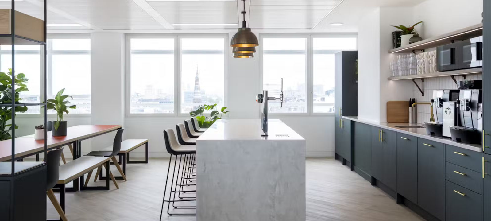 33 Cavendish Square, Marleybone - Image 1