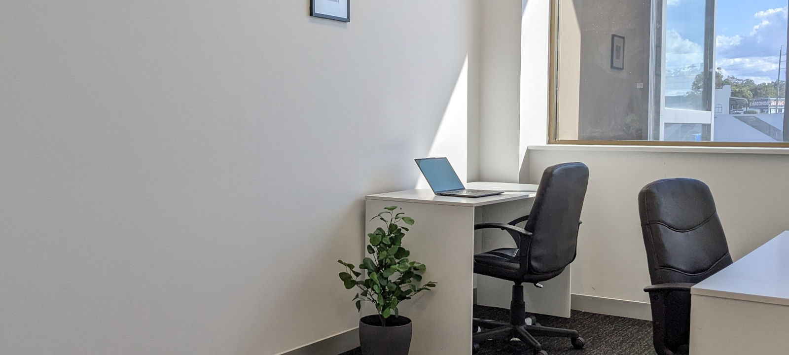 207 Currumburra Road, Ashmore - Image 1