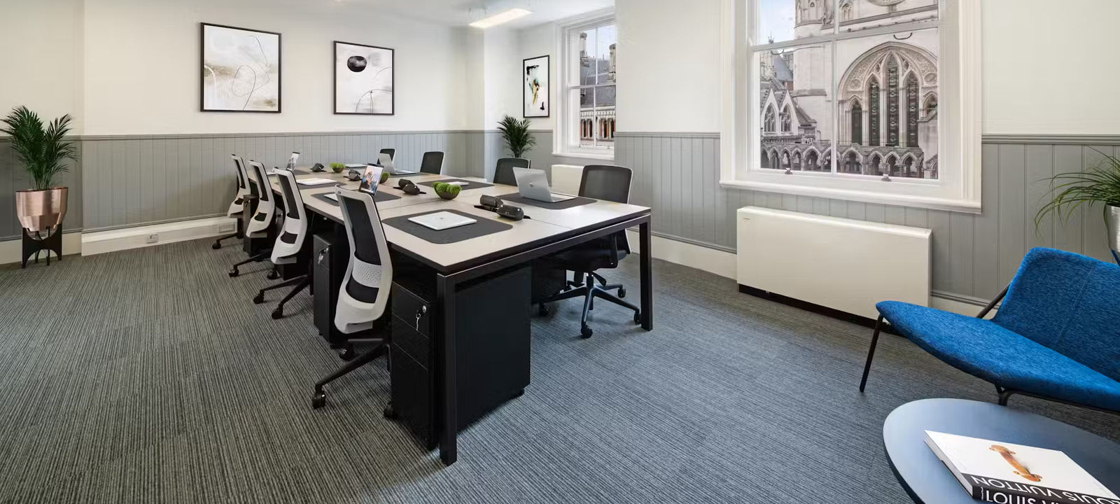 217-218 The Strand, Temple - Image 1