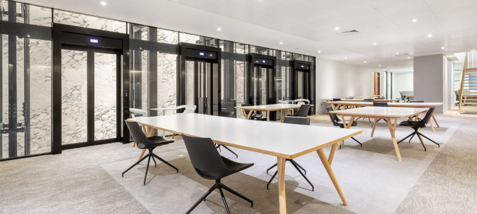 8 St James’s Square, London - Image 1