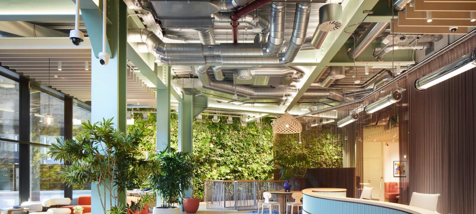 High Street, Shoreditch - Image 1