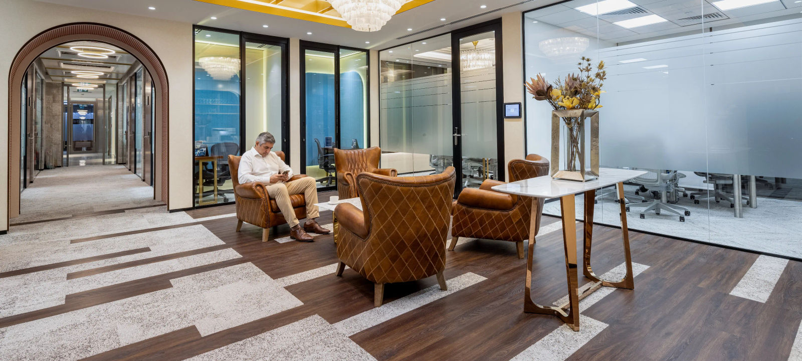 Sheikh Zayed Road, Dubai - Image 1