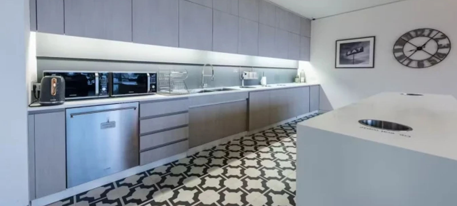 30 Crown Place 30 Crown Place, Greater London - Image 1
