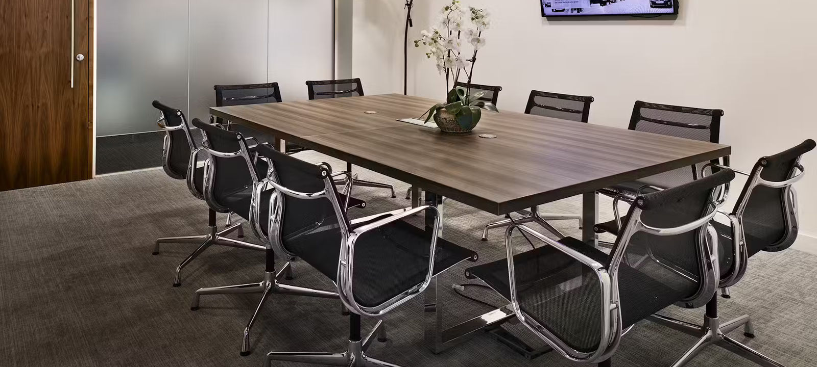 1 Knightsbridge Green, London - Image 1