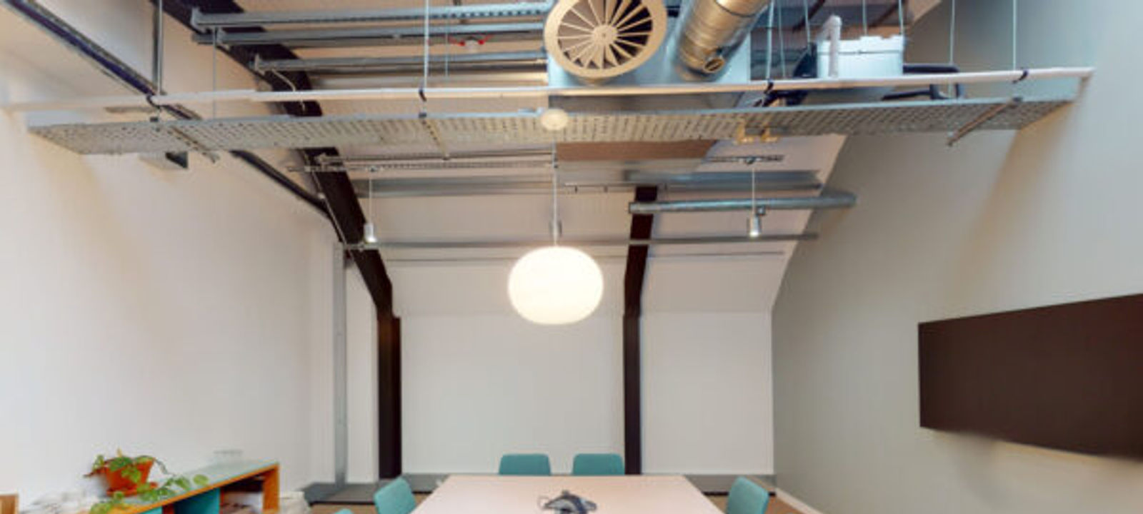 Fishers Lane, Chiswick - Image 1