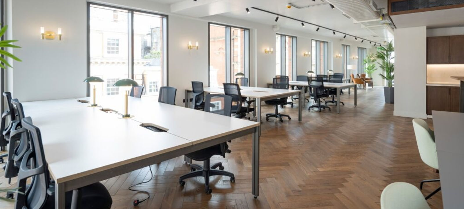 197 Kensington High Street, Kensington - Image 1