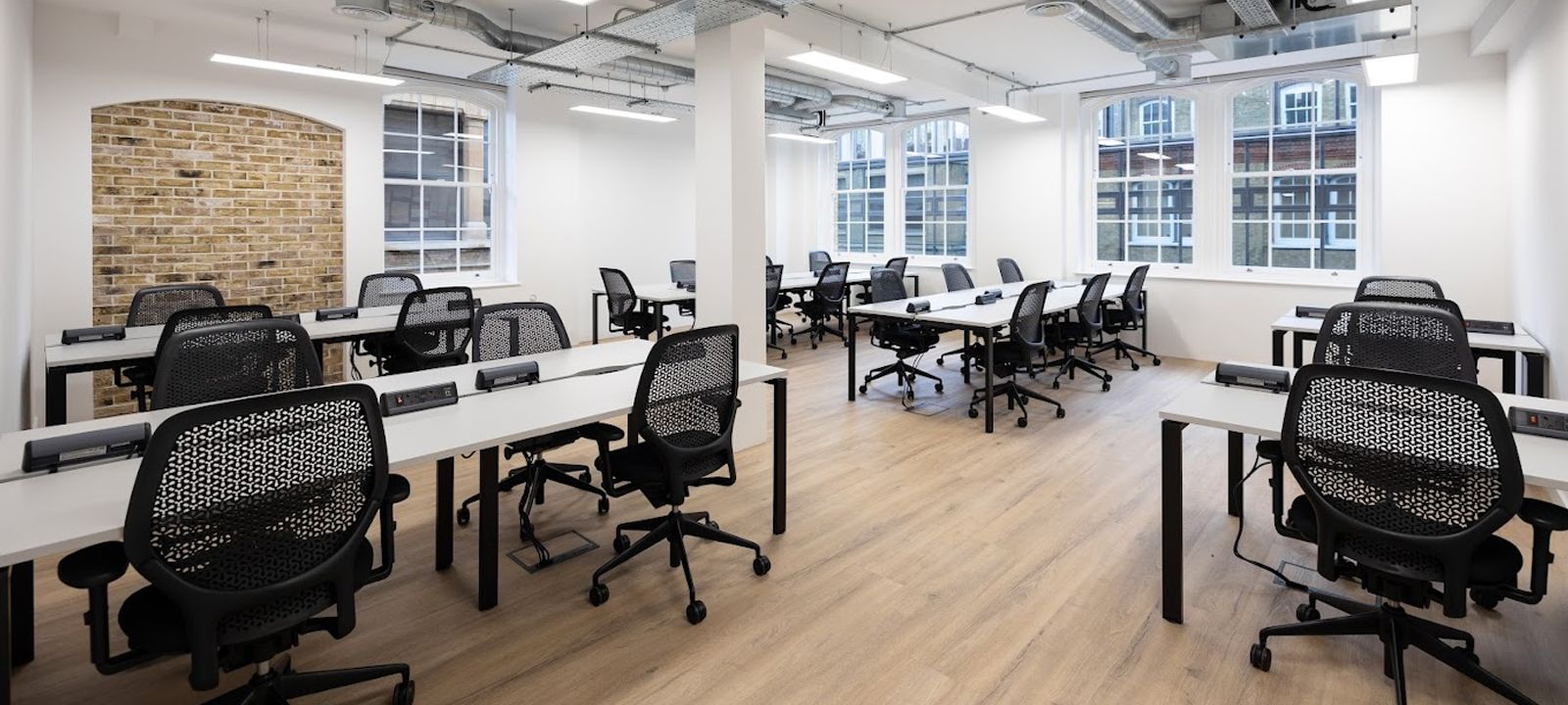 52 Tabernacle Street, London - Image 1