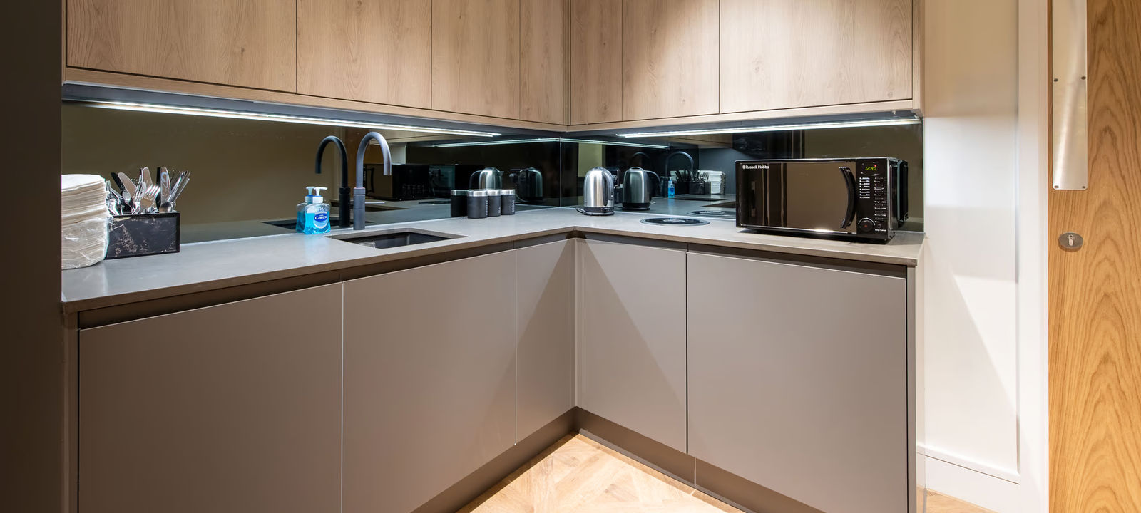 70 Pall Mall, St James's - Image 1