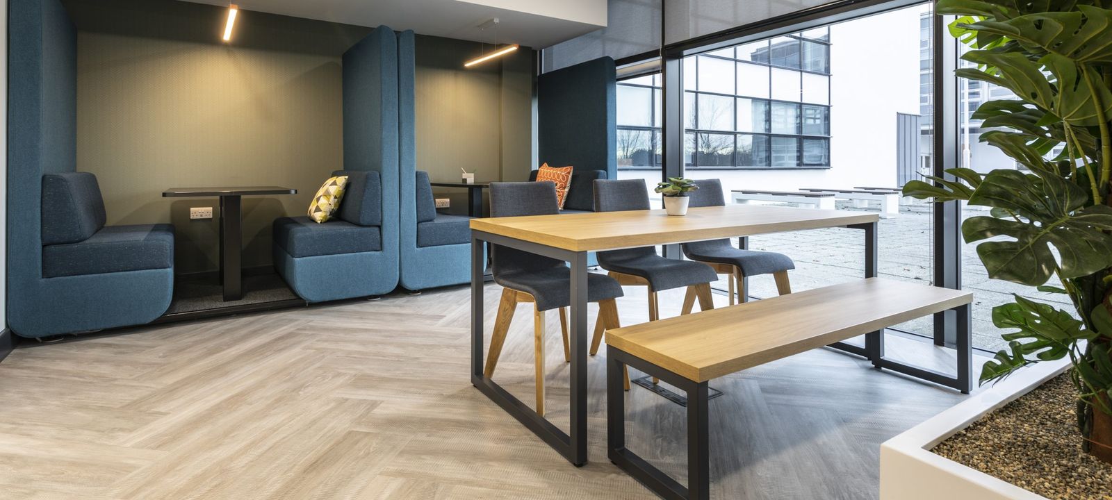 4-5 Lochside Way, Edinburgh - Image 1