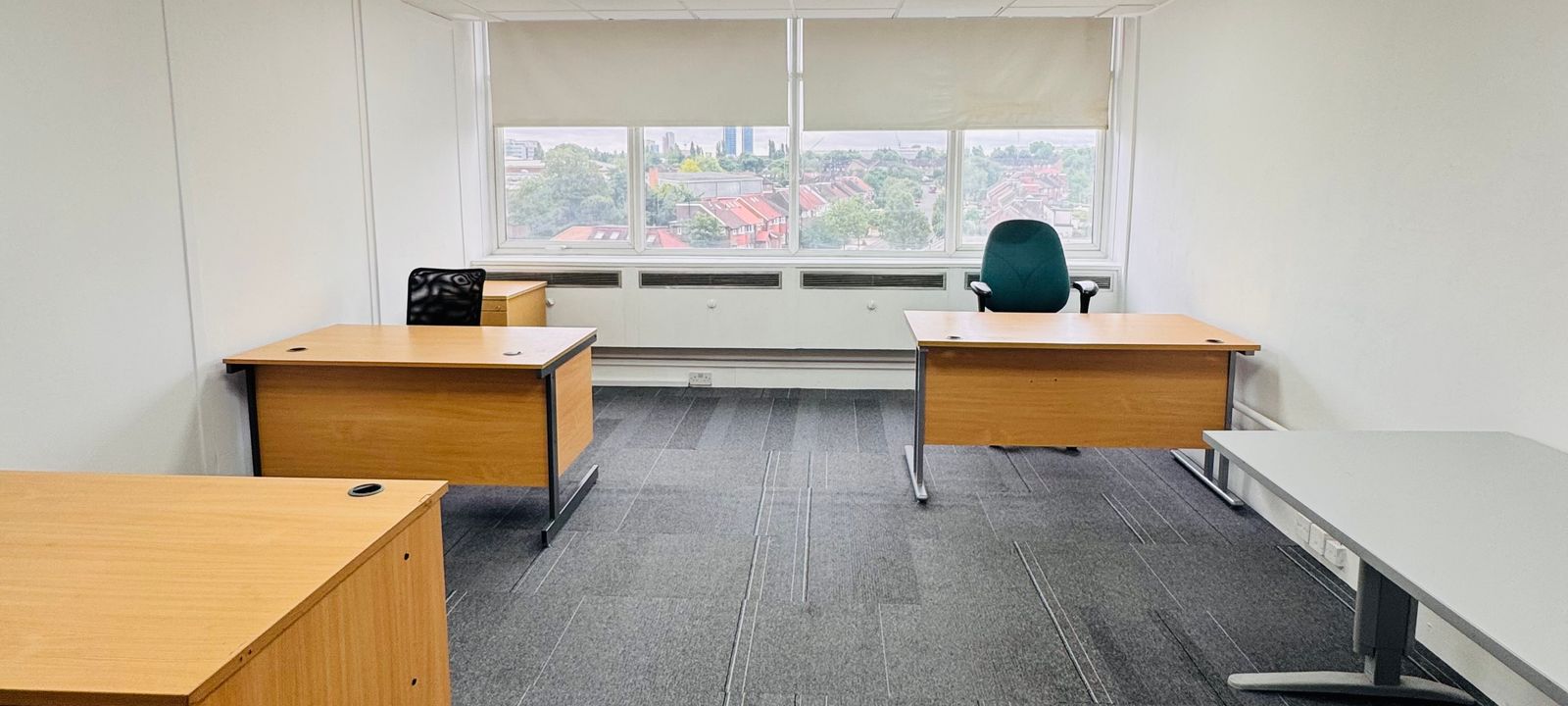 60 North Circular Road, Park Royal - Image 1