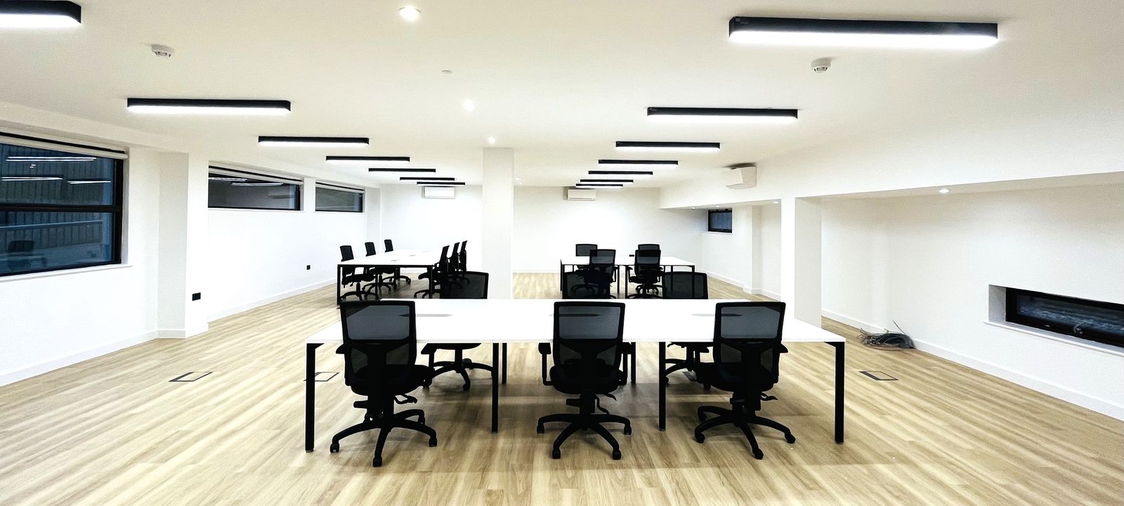 Addison Bridge Place, Kensington - Image 1