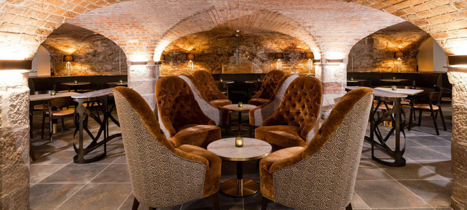 Custom House Square, Belfast - Image 1