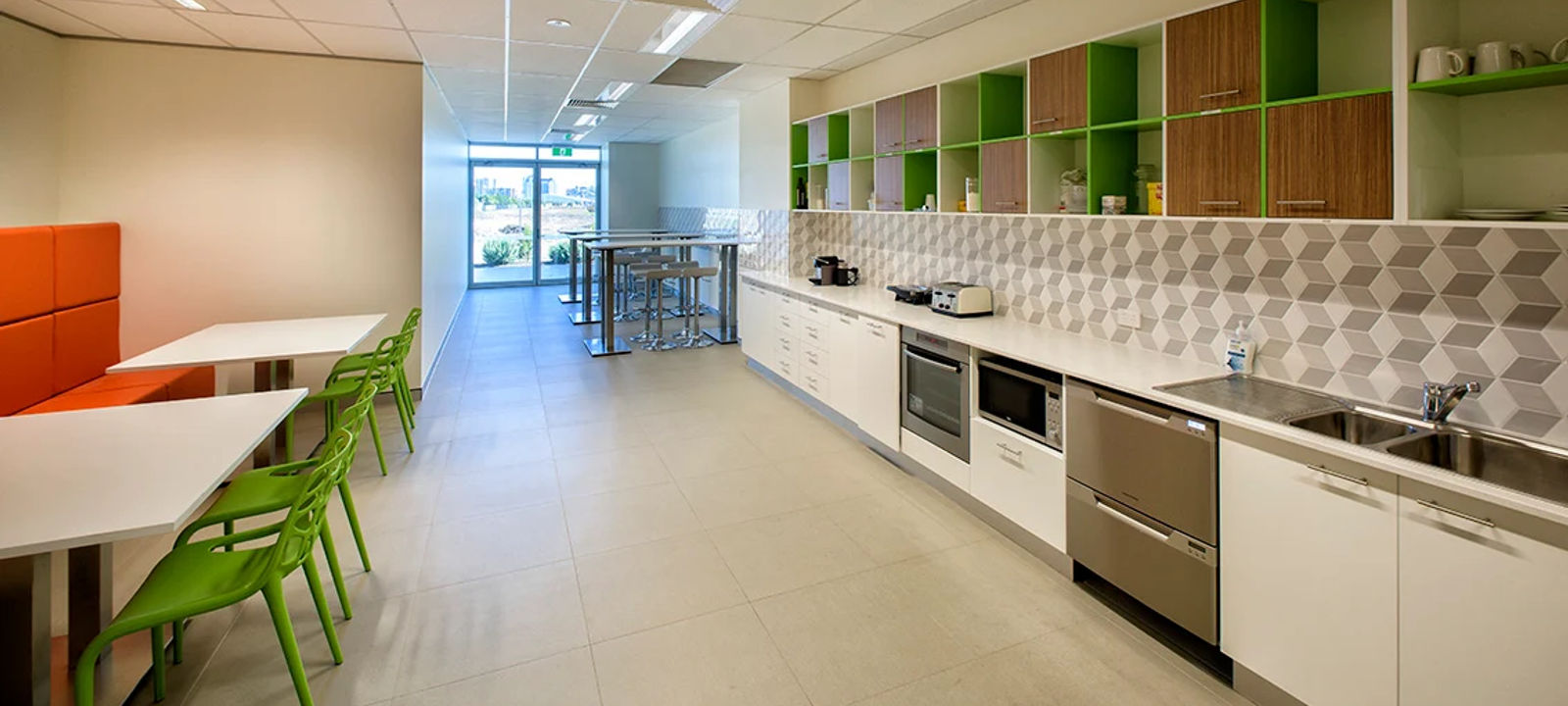 371 Macarthur Avenue, Hamilton - Image 1