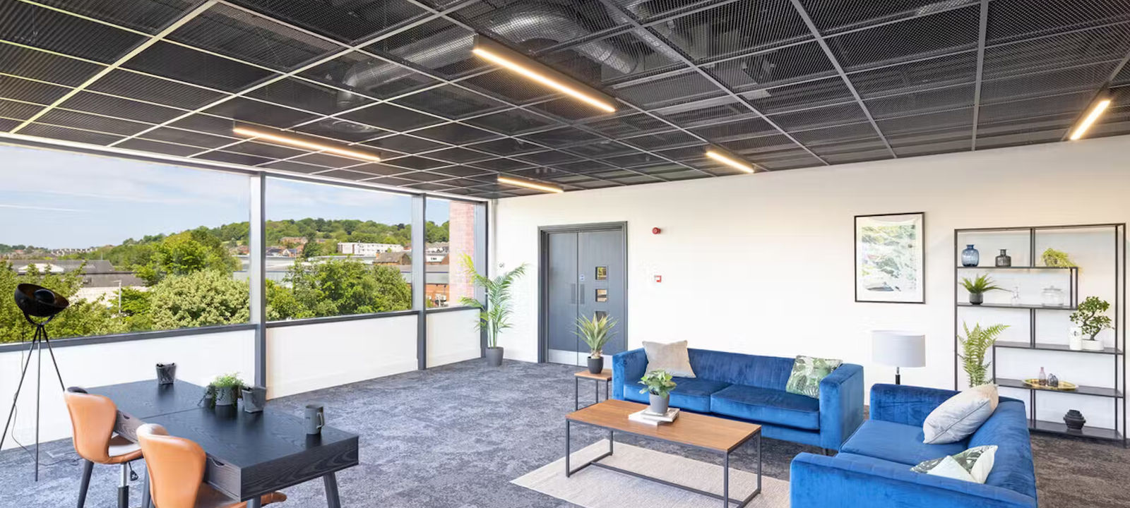 Ring Road, Leeds - Image 1