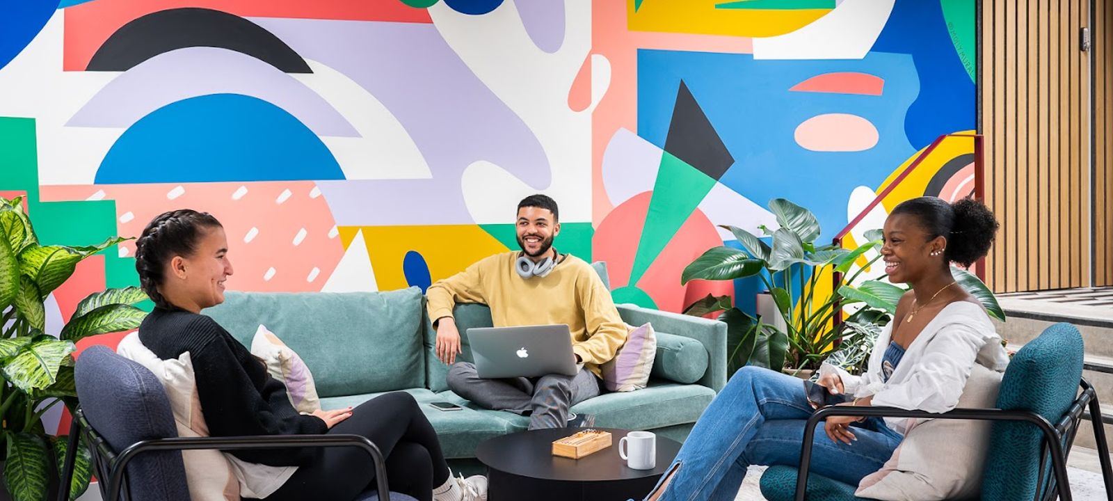 2 Whitechapel Road, Greater London - Image 1