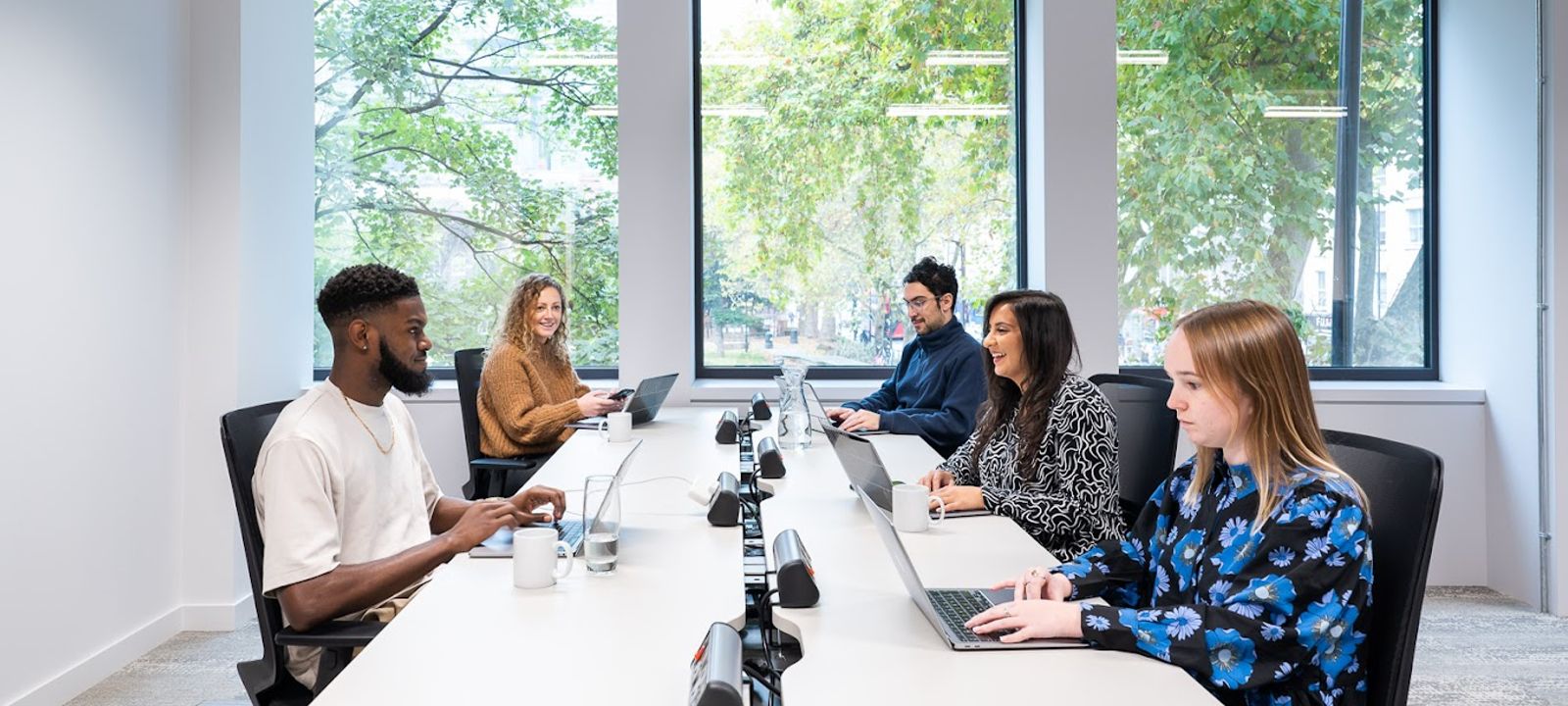 2 Whitechapel Road, Greater London - Image 1