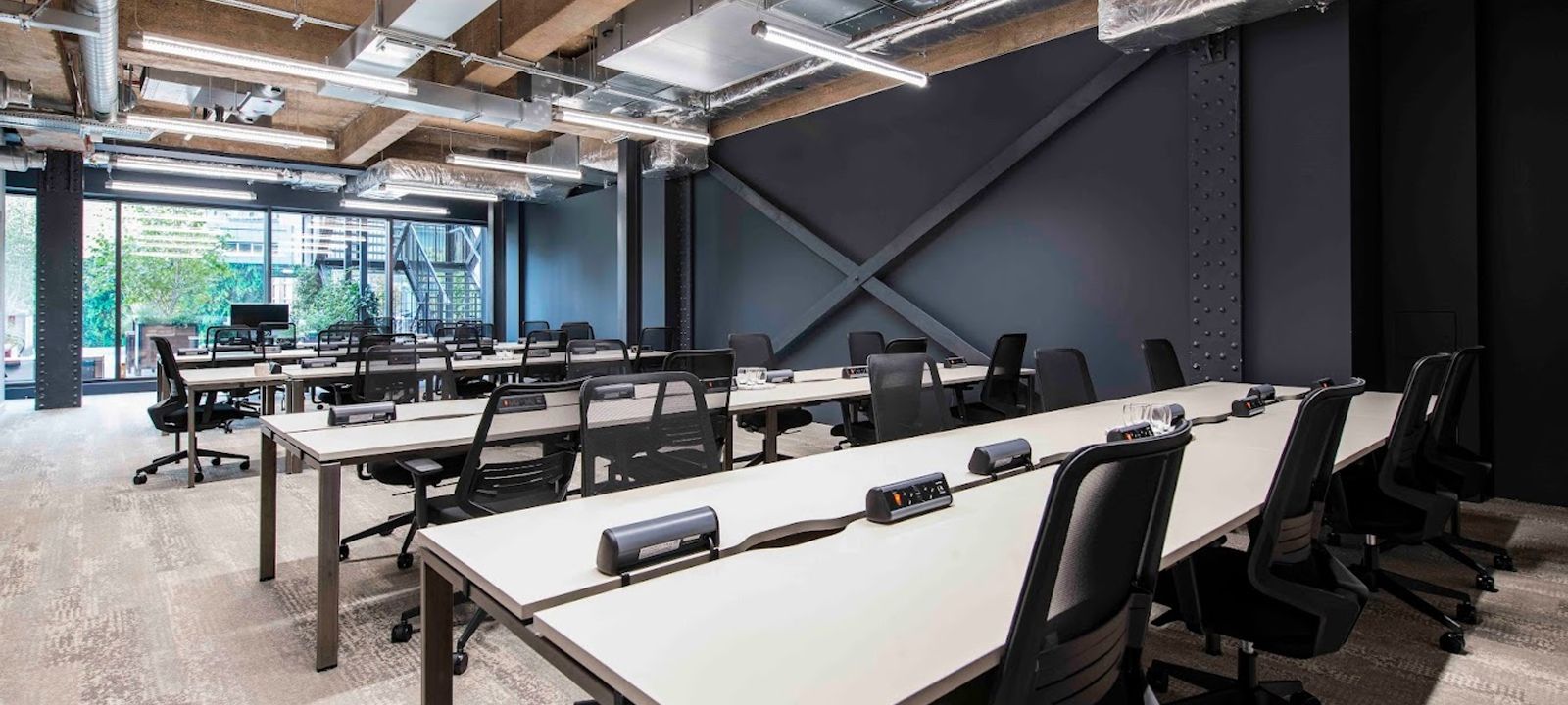 2 Whitechapel Road, Greater London - Image 1