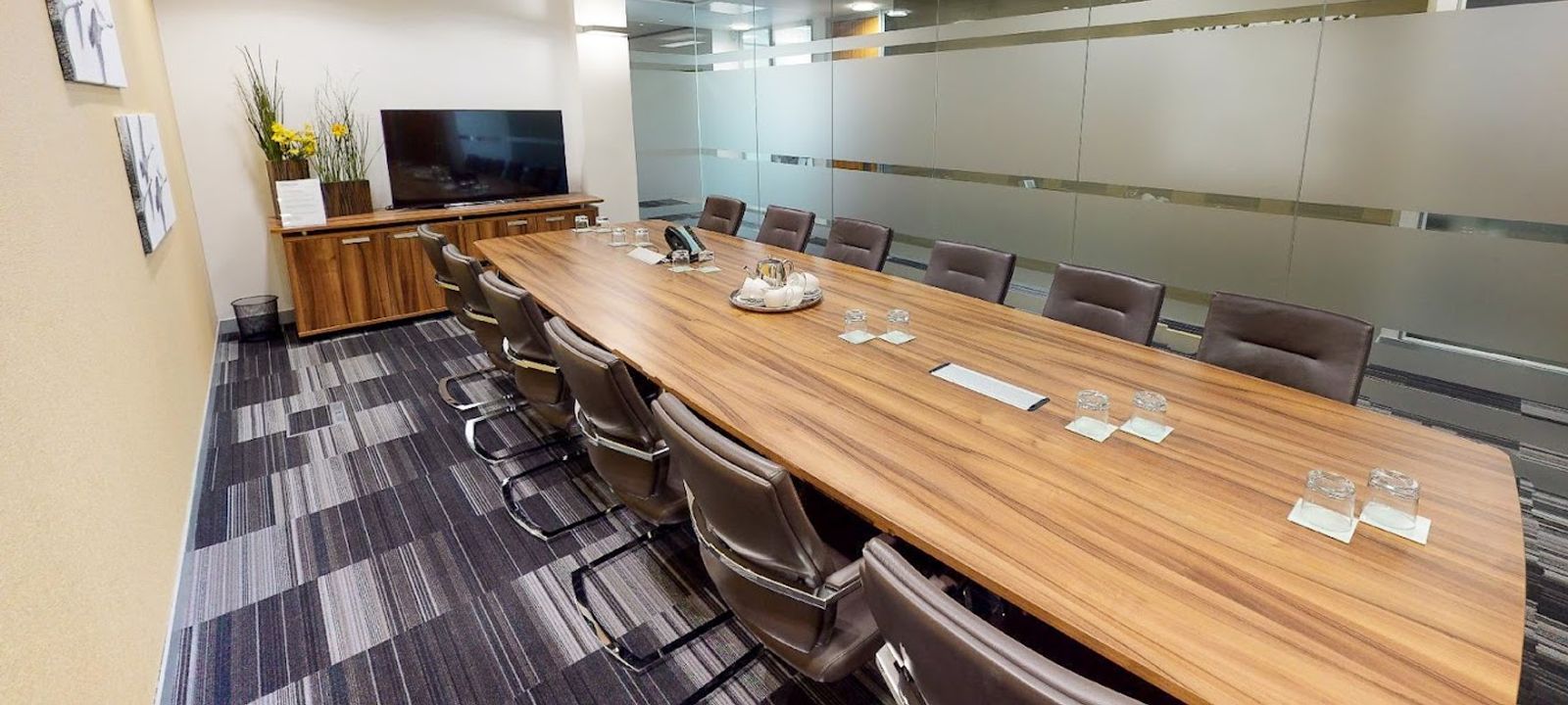 Lydiard Fields, Swindon Wiltshire - Image 1