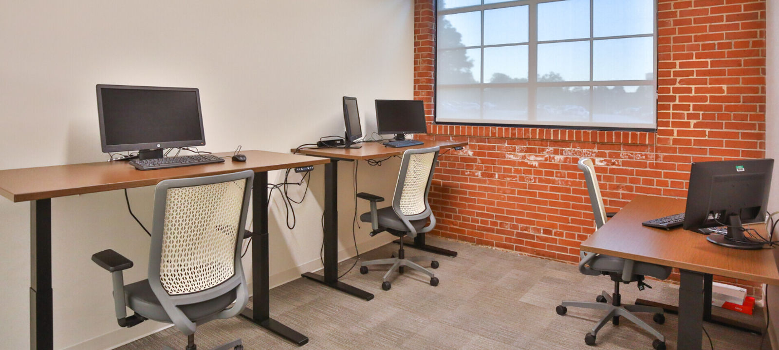 141 Traction St, Greenville - Image 1