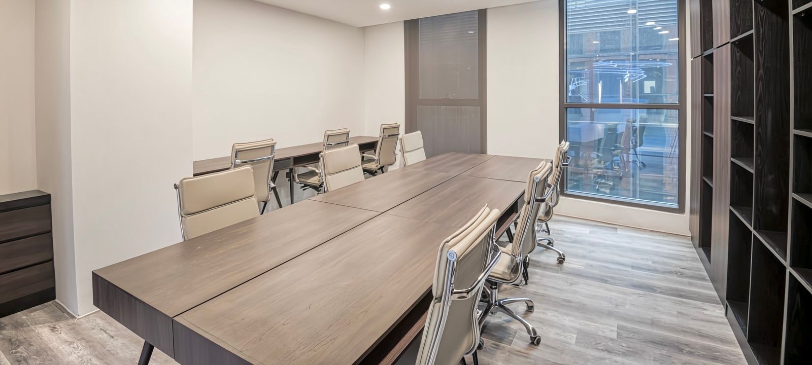 4 Ton That Tung, Kim Lien - Image 1