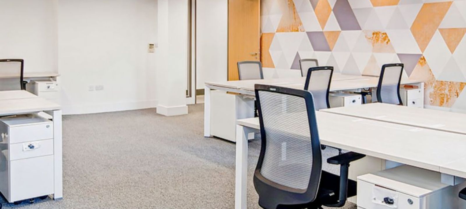 117 Waterloo Road, Greater London - Image 1