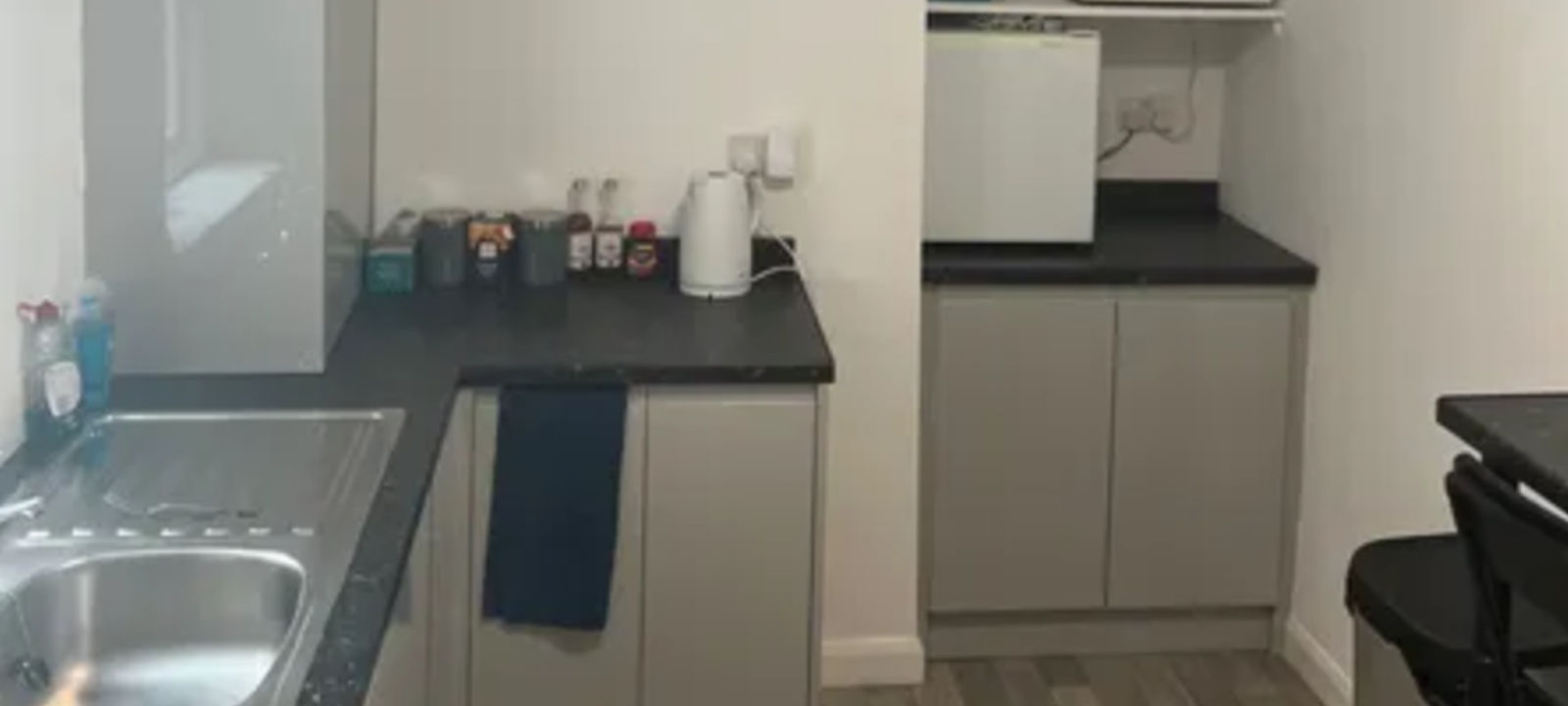 26 Thingwall Road, Birkenhead - Image 1