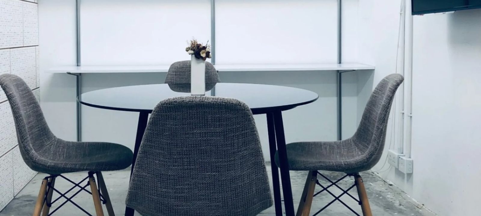 Castle Peak Road, Hong Kong - Image 1