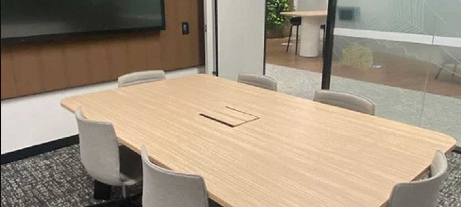 24 Campbell Street, Haymarket - Image 1